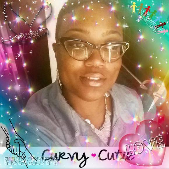 Meet your Posher, Soyenia - Picture 1 of 1